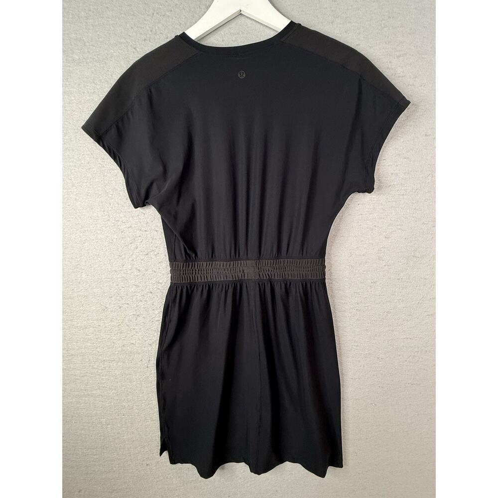 Lululemon Women's Short Sleeve Throw It On Dress Black Size XS 0 2 Black UV - Picture 2 of 6